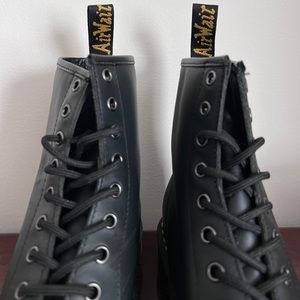 Mens Dr Martens Size 11